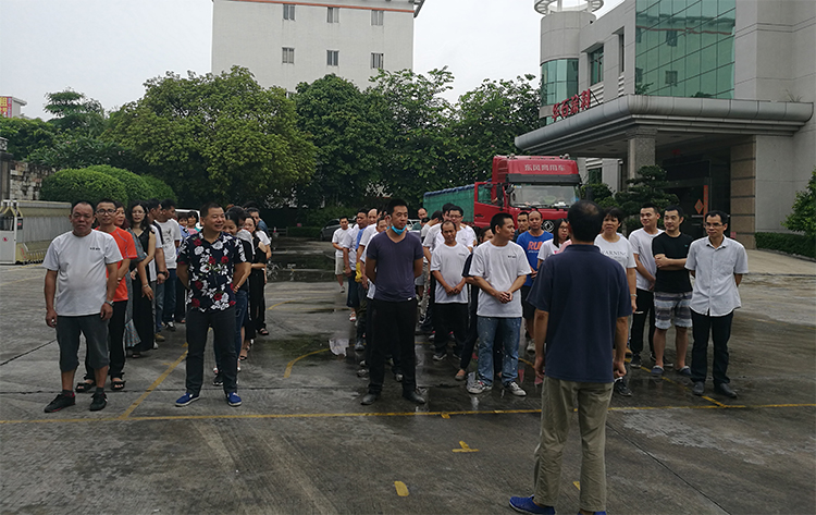 消防演練2.jpg 消防演練2.jpg